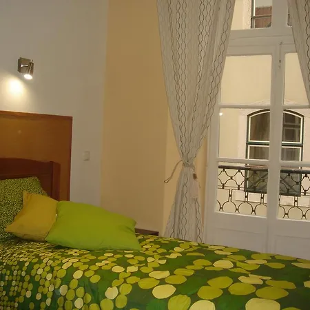 Baixa Πανσιόν 3*