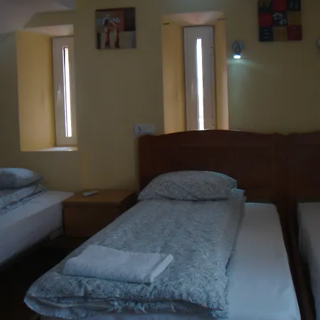 Πανσιόν Baixa 3*